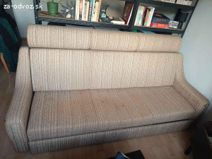 Darujem veľký rozkladací gauč
