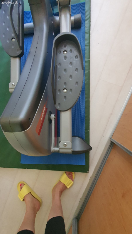 Darujem za odvoz eliptický trenažér Laubr Sport