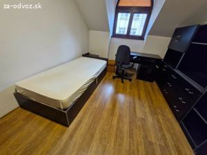 Darujem za odvoz nábytkovú zostavu