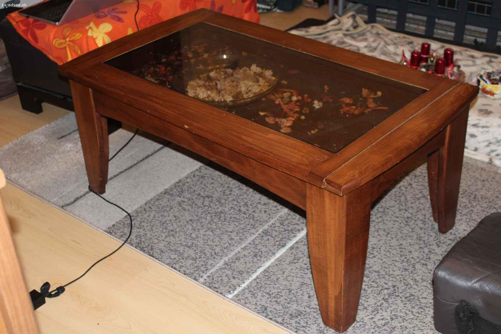 Darujem za odvoz nábytok. Darujem za odvoz nábytok v dobrom stave. Ak máte otázky neváhajte ma kontaktovať, môžem Vám poskytnúť rozmery a ďalšie podrobnosti k nábytku. Odvoz je možný od soboty. Ak máte záujem kontaktujte ma zajtra od 15:00. V prípade záujmu viem darovať spolu aj druhý nábytkový set v ďalšom inzeráte.