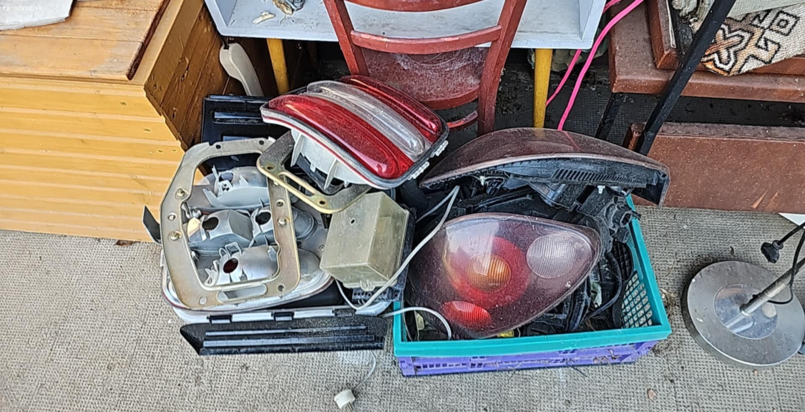 Darujem za odvoz náhradné diely