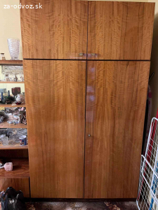 Darujem za odvoz skrine