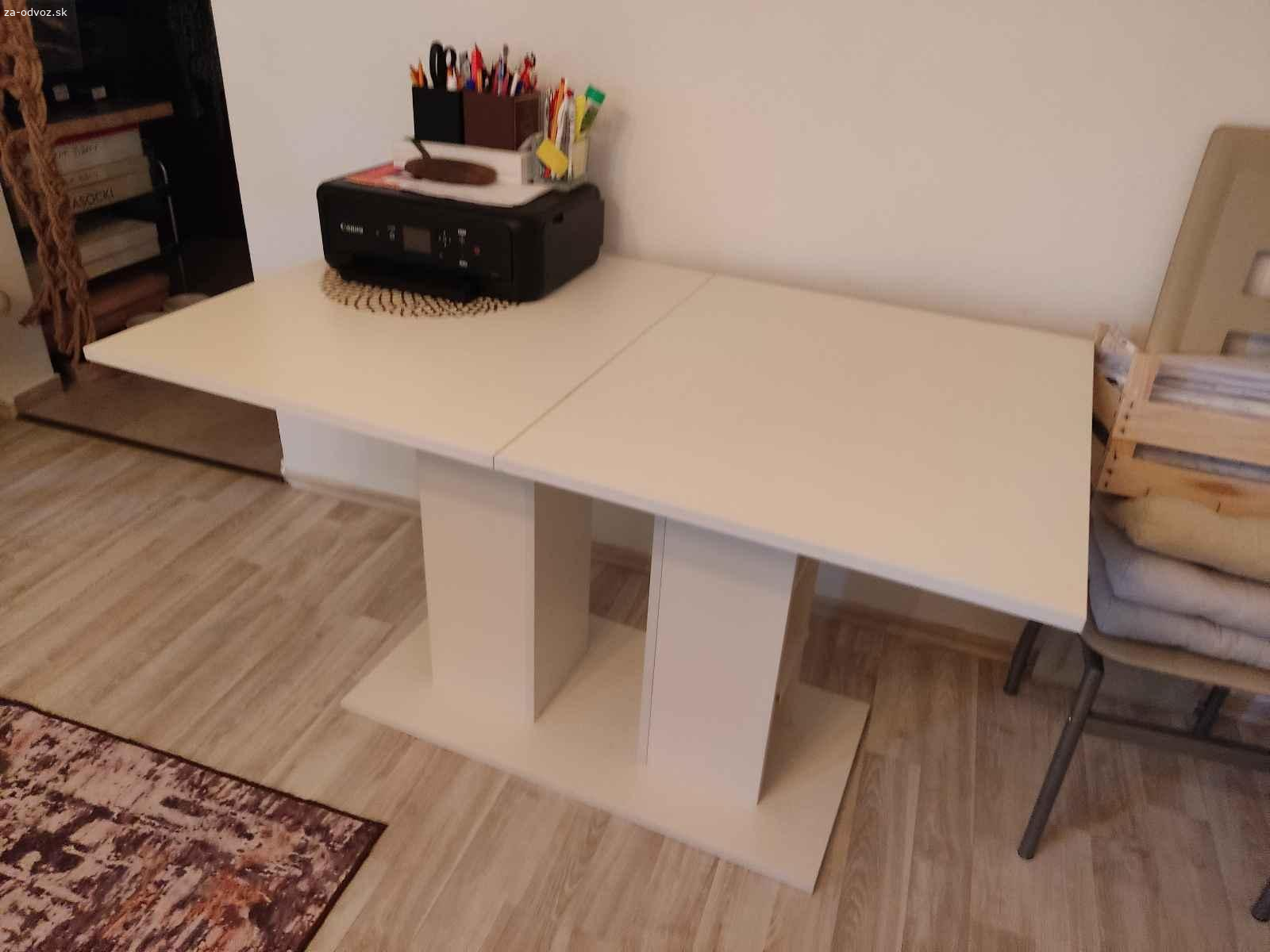 Darujem za odvoz stôl a stoličky