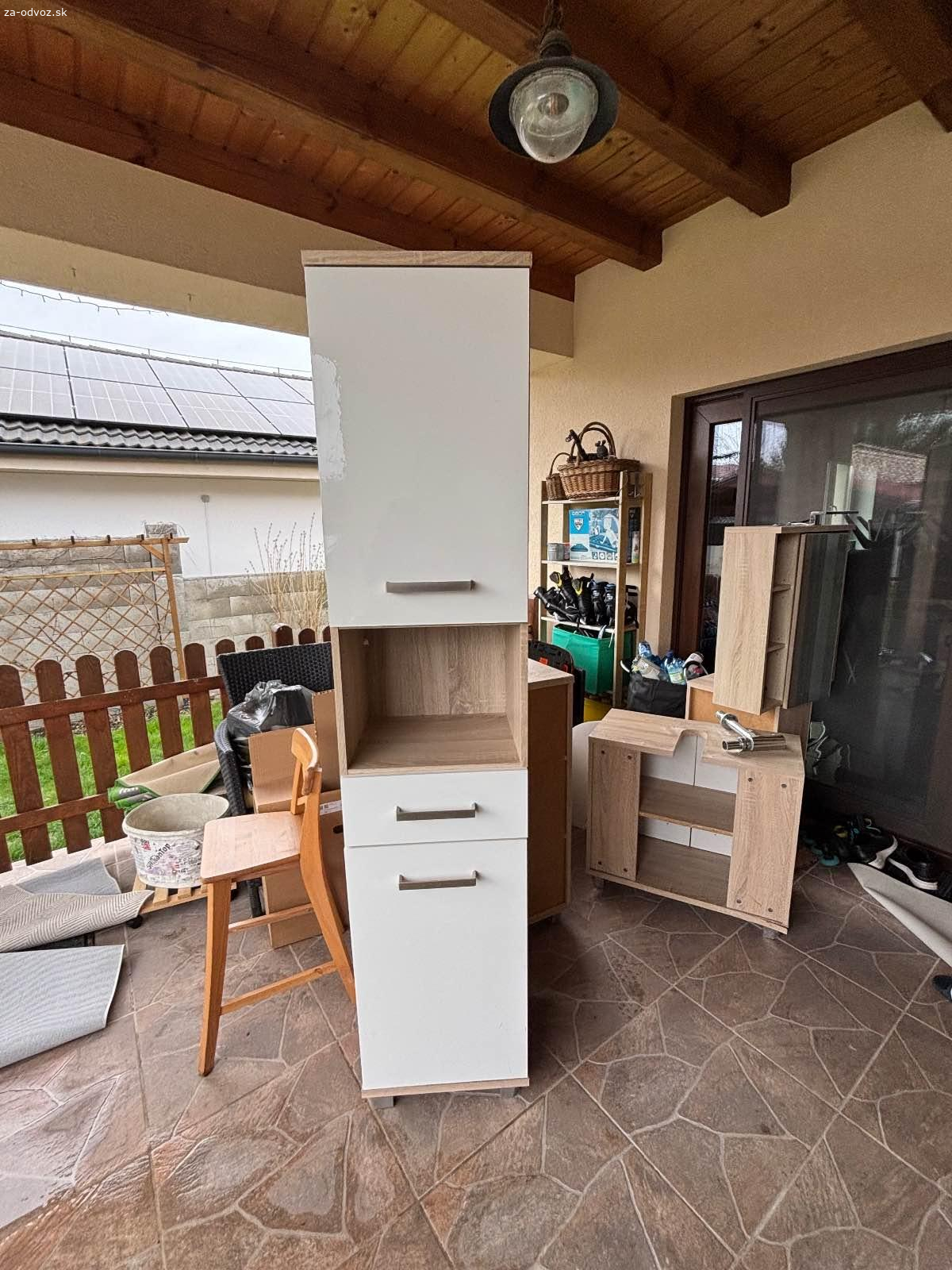 Darujem zostavu do kúpelne