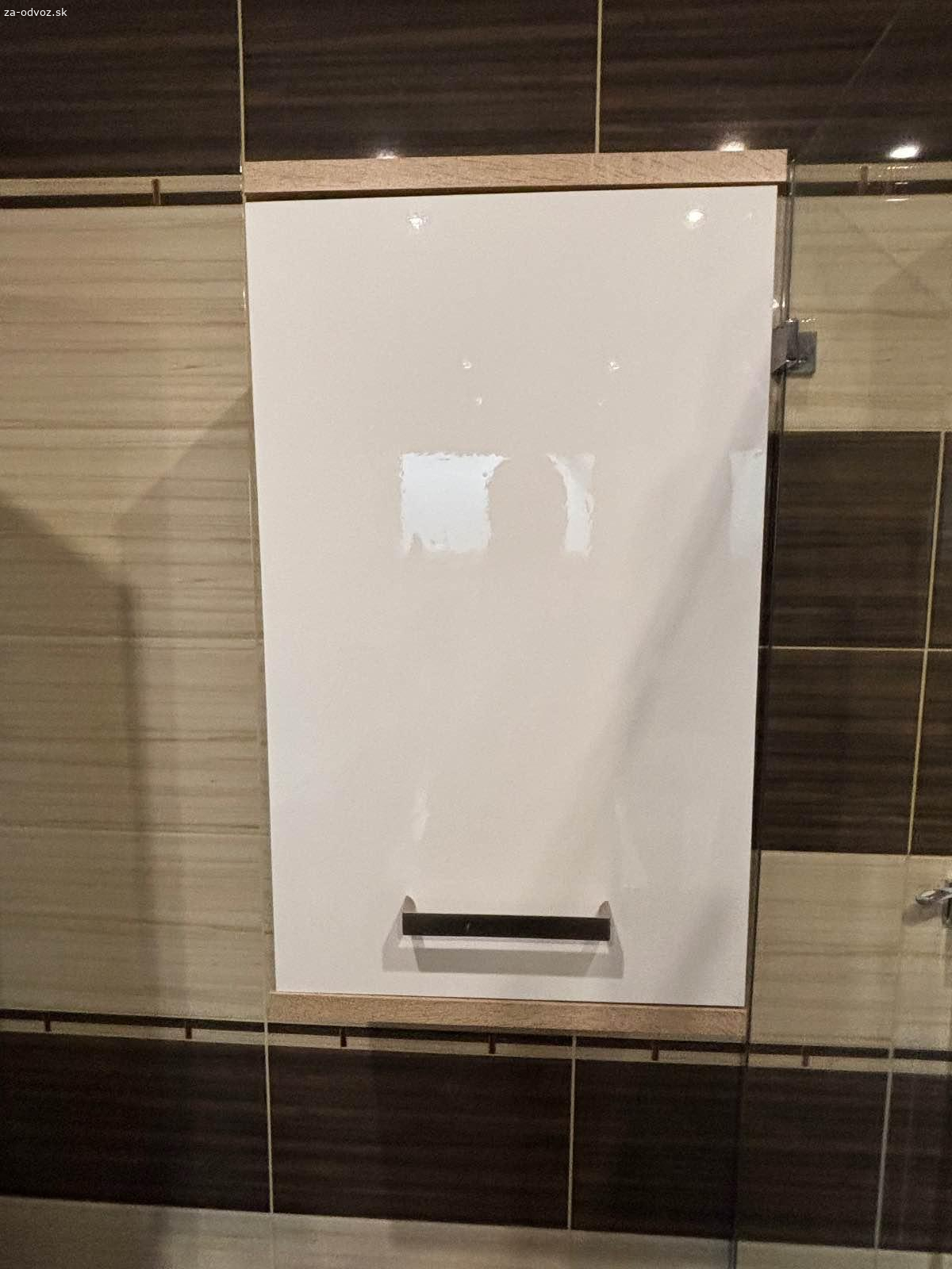 Darujem zostavu do kúpelne