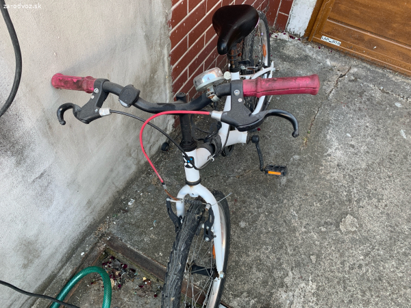 detsky bicykel.