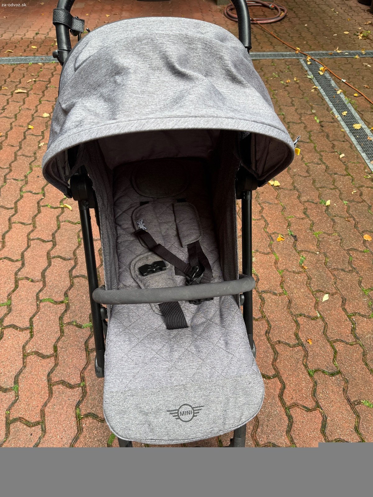 detsky kocik bugina "mini by easywalker". Darujem kvalitnu, funkcnu mini buginu.
Iba osobny odber Bratislava Karlova ves.
Ak mas zaujem posli na seba cislo a kedy prides.
Rasto.