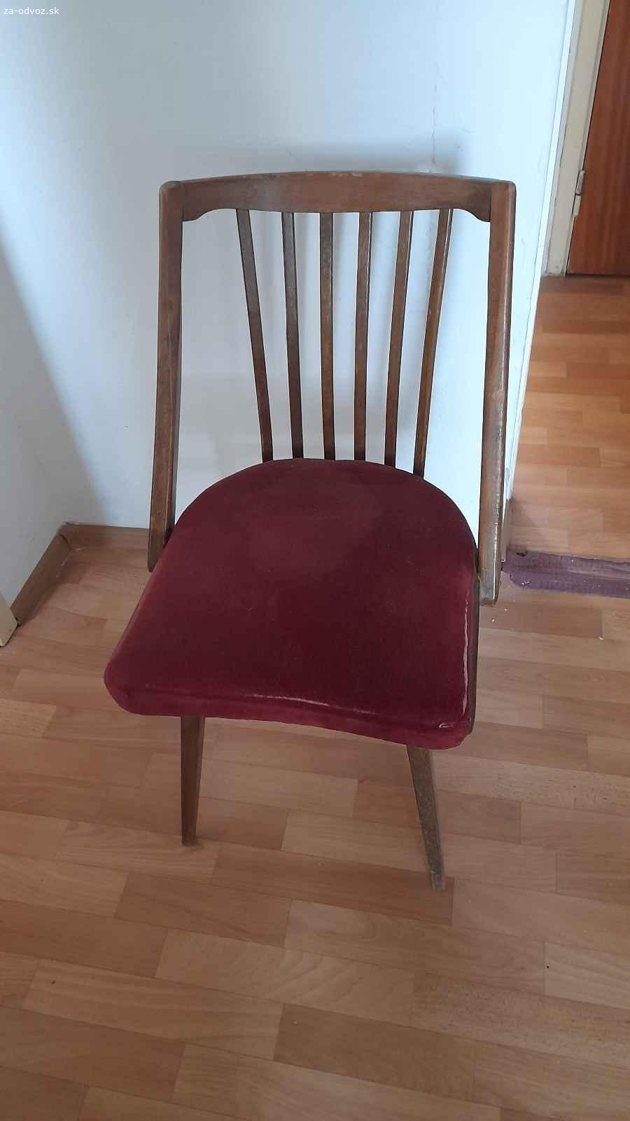 Fotel + stoličky. Darujem 2 ks fotelky + 2ks stoličky.
Stav: viď foto