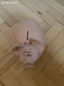hlinene prasiatko pokladnicka