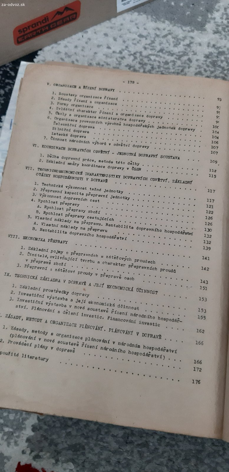 Kniha základy ekonomiky dopravy j. Ströbinger. Darujem za odvoz knihu základy ekonomiky dopravy, autor Josef Ströbinger, rok vydania 1966, kniha v zlom stave ale text v nej je dobre čitateľný, ak má pre niekoho hodnotu, je vaša :)