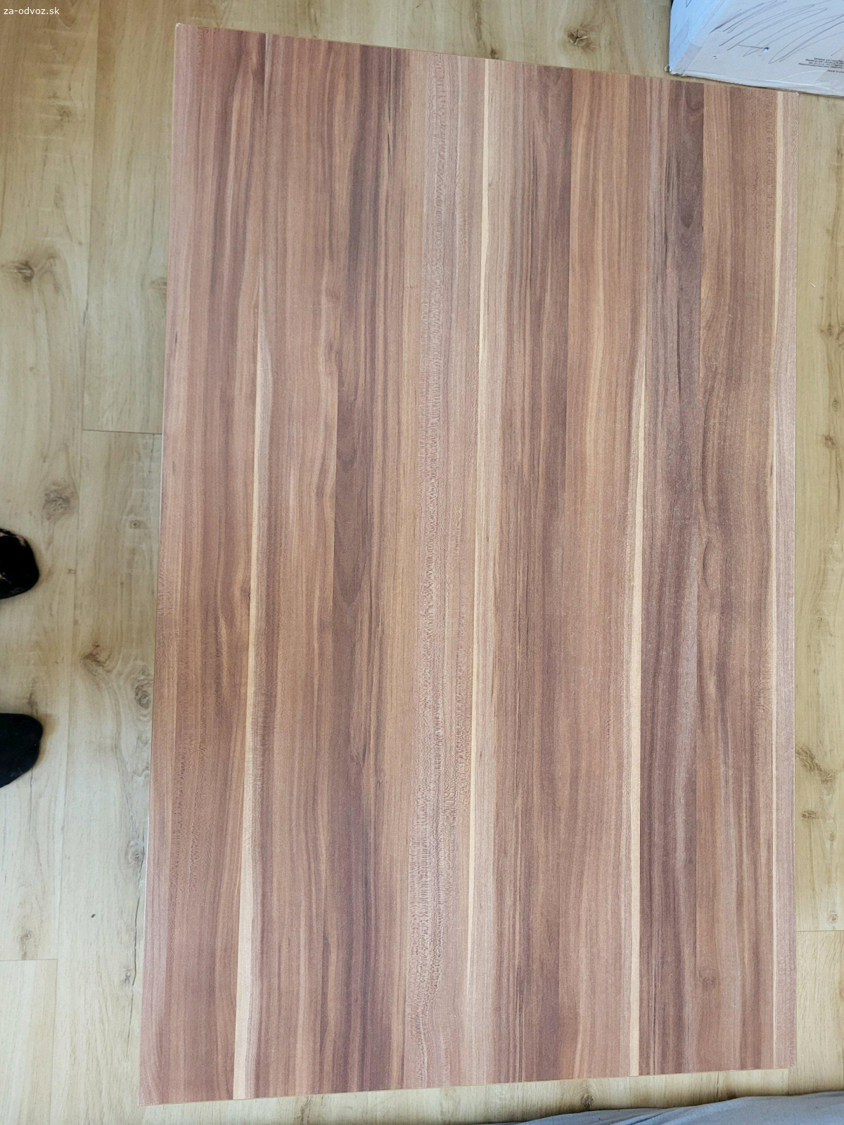 Konferenčný stolík