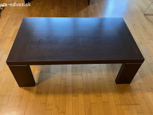 konferenčný stolík