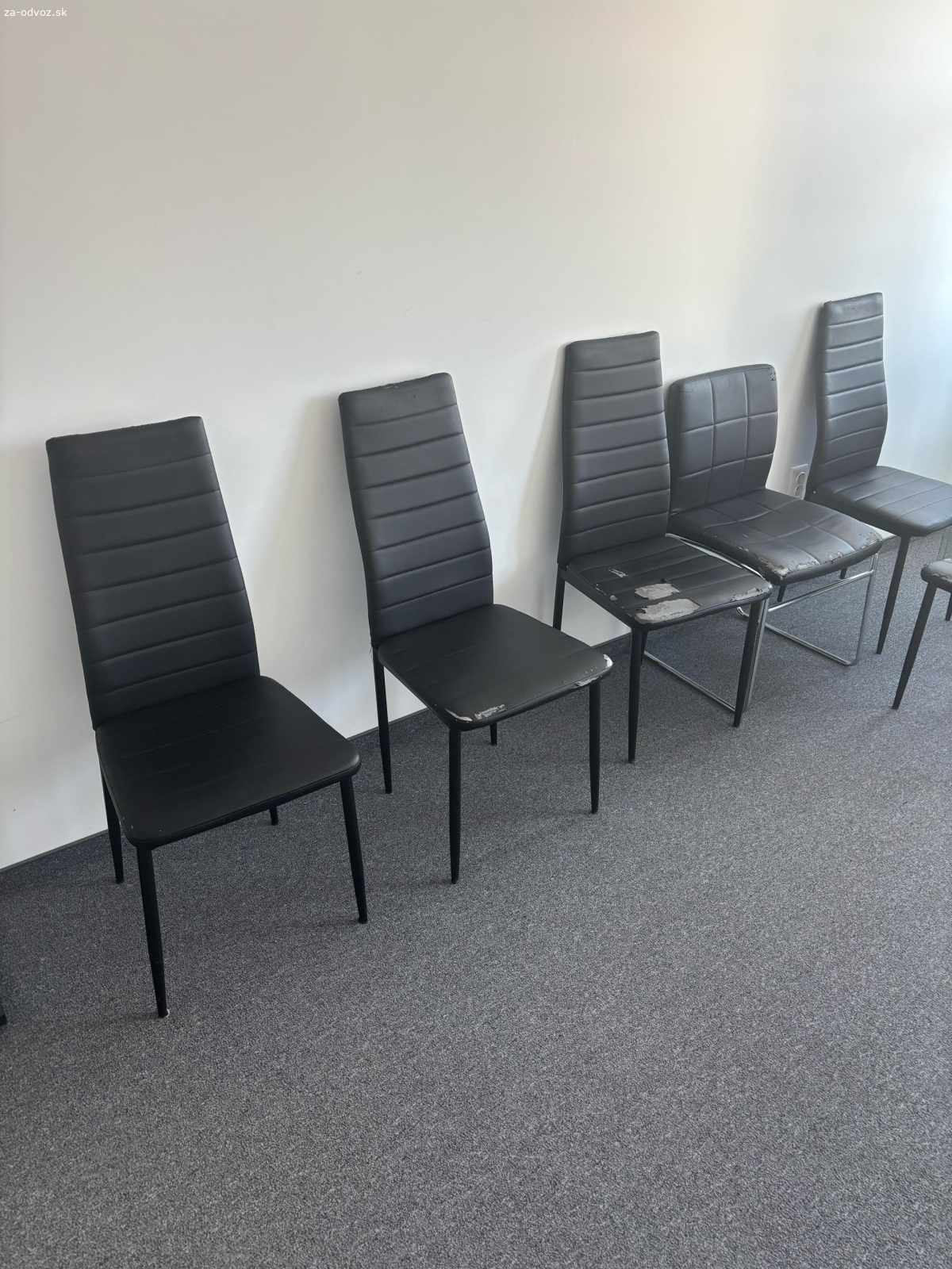 Koženkove stoličky