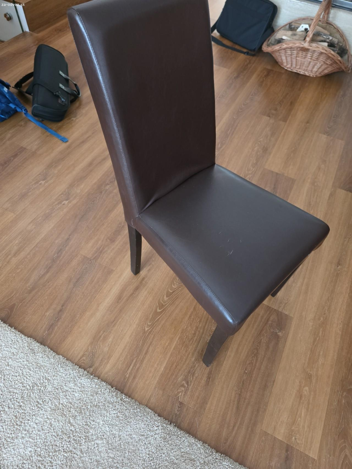 kuchynské stoličky