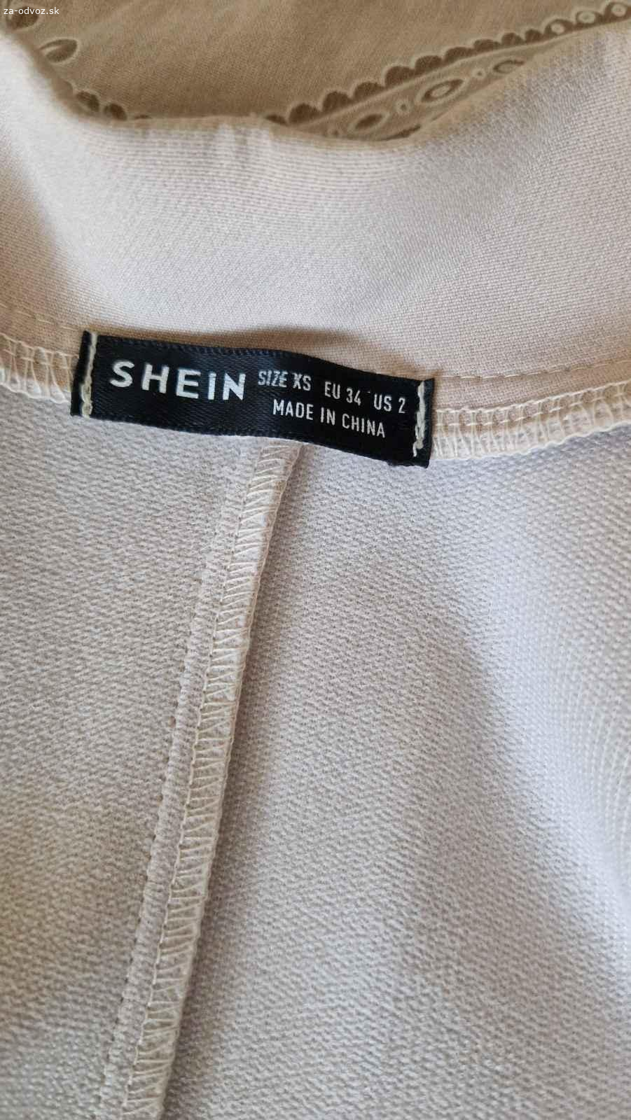 ležérny kostým zo Shein velkost 36