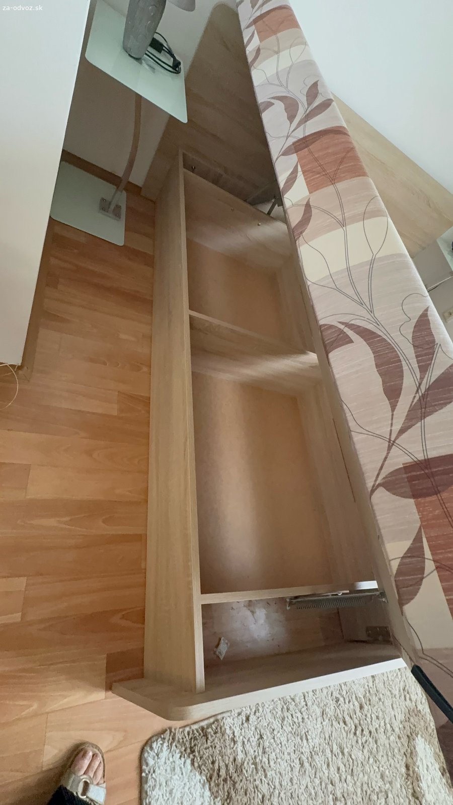 manželská postel. Darujem manželskú zachovalu manželskú postel . Odber ichned súrne