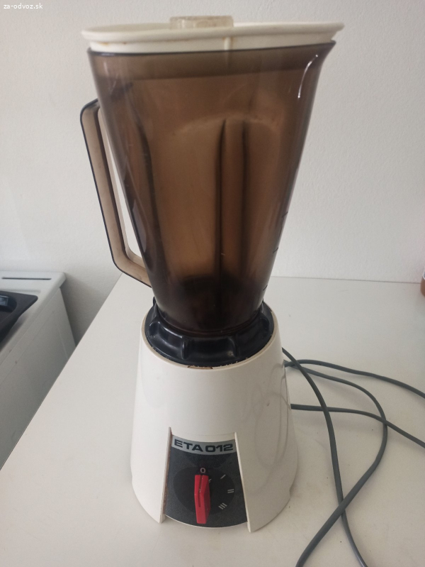 Mixér
