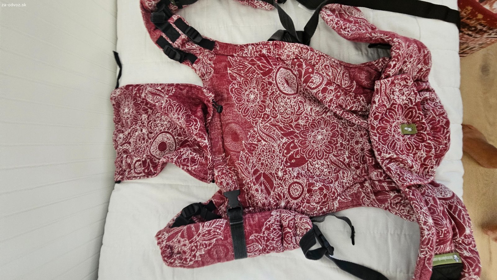 Nosic pre babatko. Darujem pouzivany nosic, osobny odber, potesim sa cokoladke ale nie je podmienkou :)