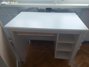písací stôl
