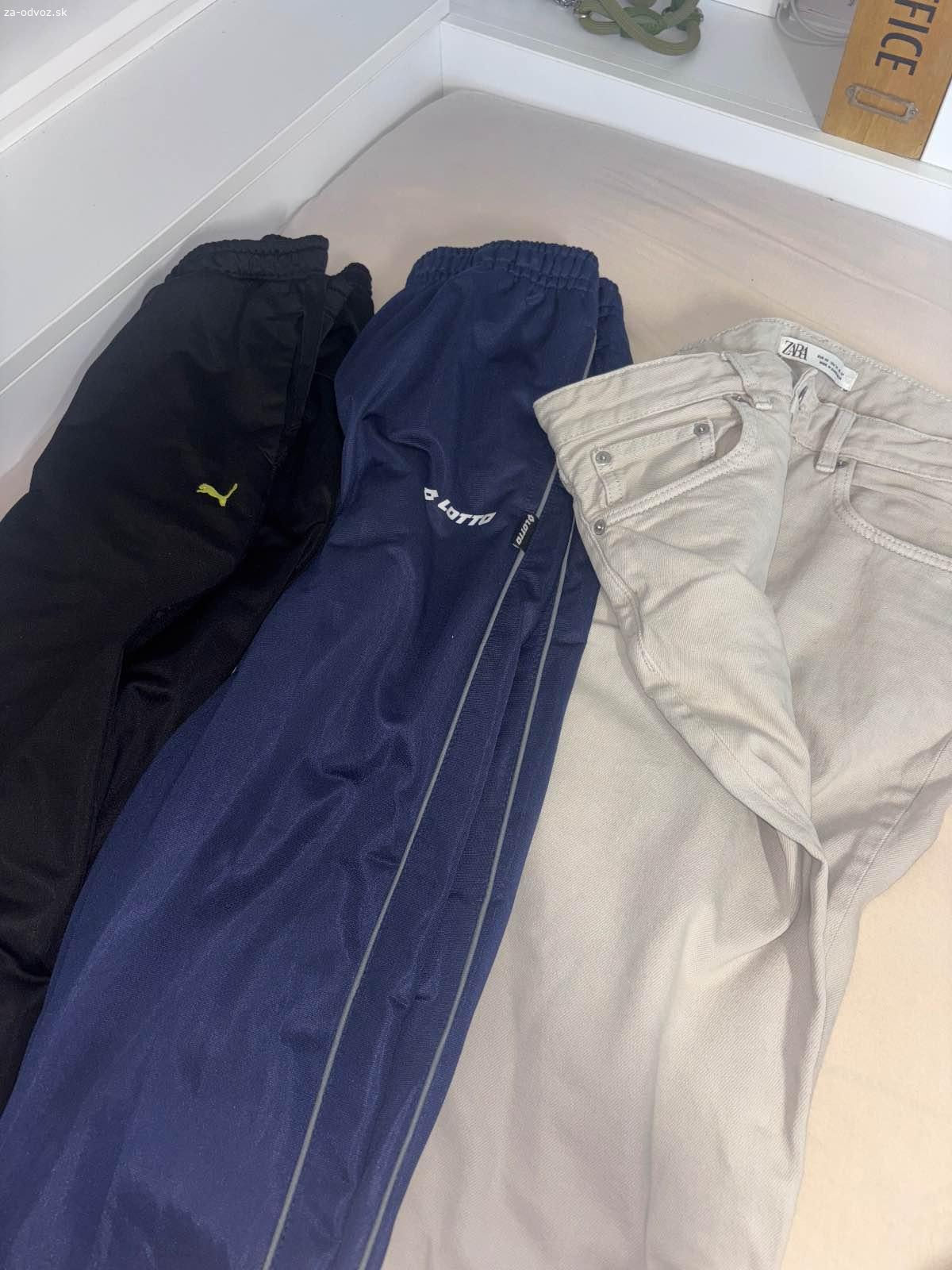 rifle tepláky skvelý stav