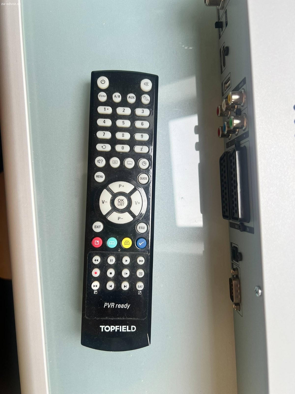 Satelitný prijímač Topfield TF7700 HSCI. Darujem satelitný prijímač Topfield TF7700 HSCI, plne funkčný.