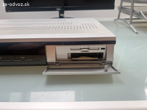 Satelitný prijímač Topfield TF7700 HSCI