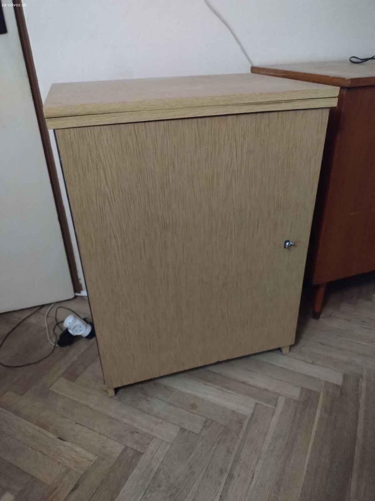 šijací stroj Lucznik Predom 438