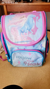 škôlka taška a topánočky