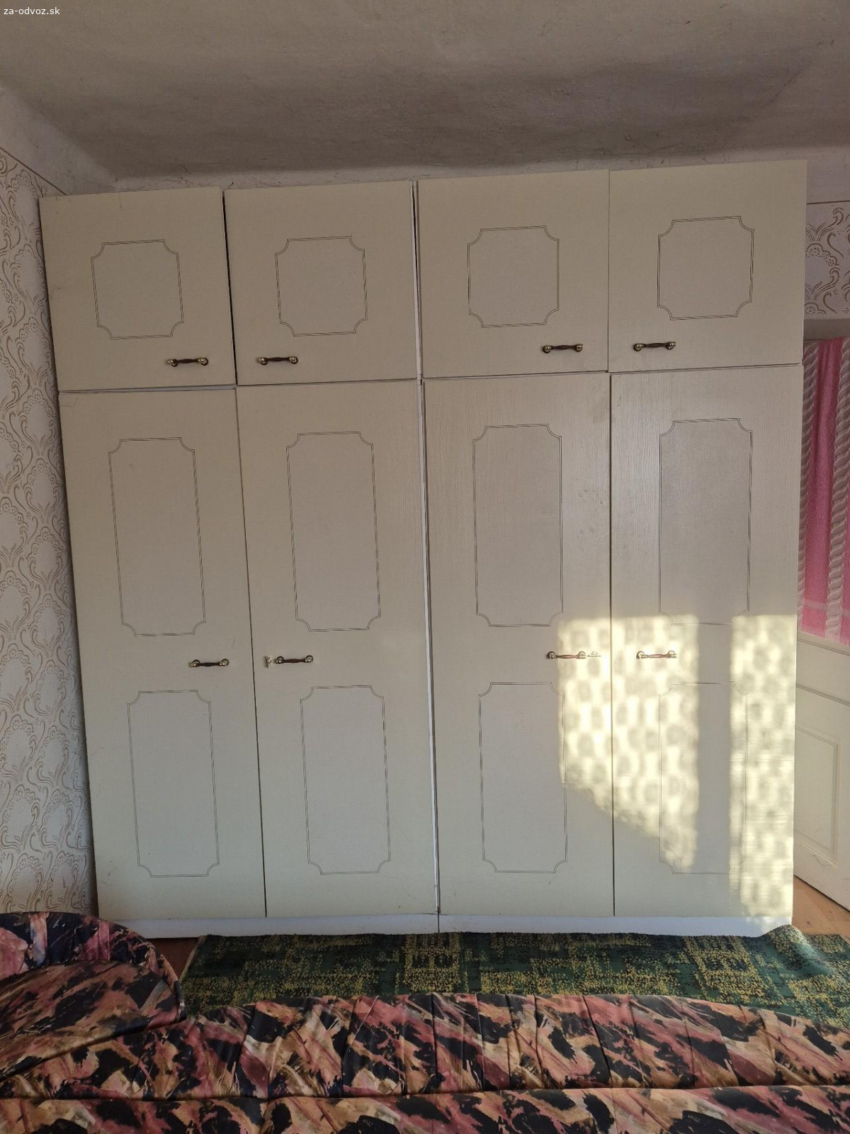 skriňa do spálni