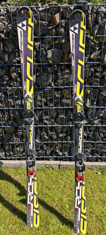 Slalomové lyže Fischer