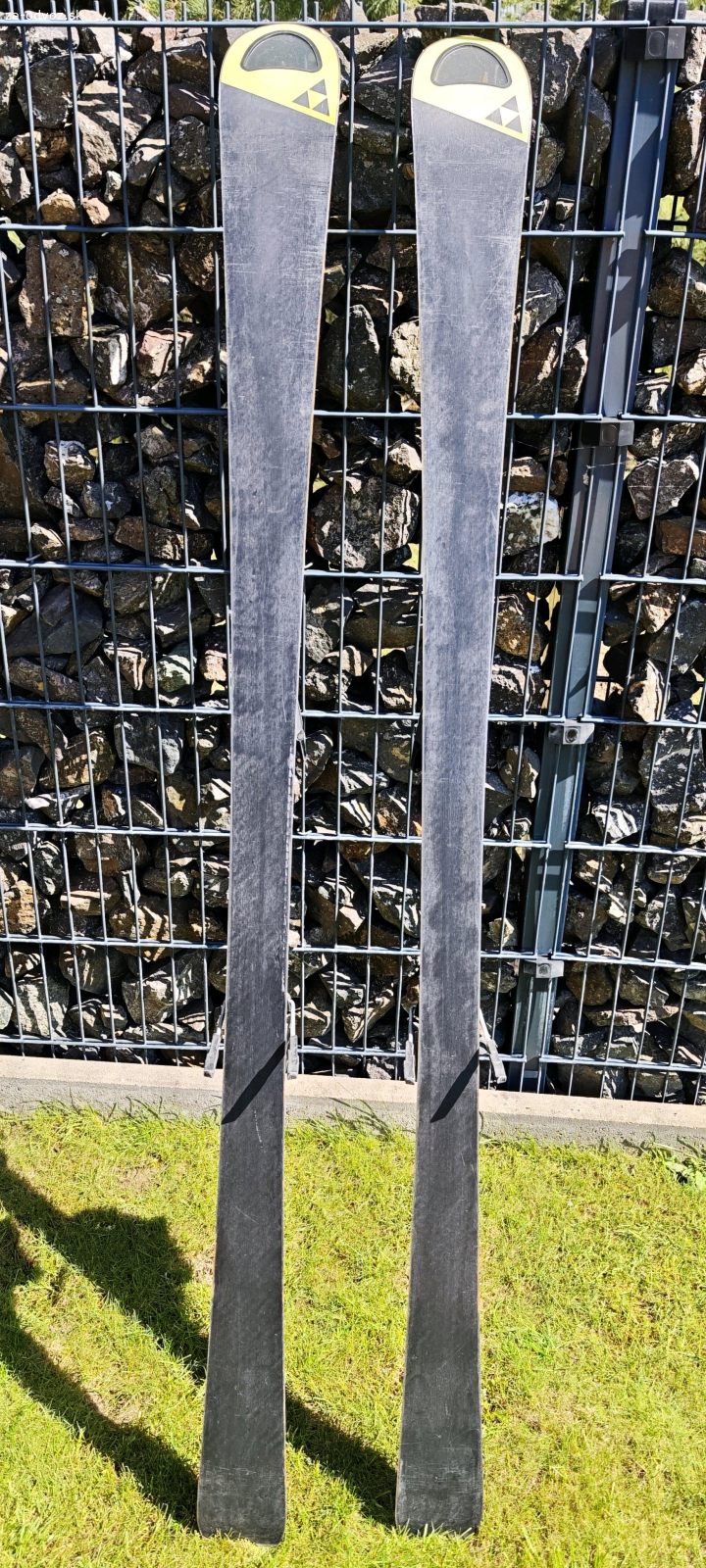 Slalomové lyže Fischer