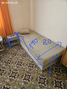 Staršia váľanda s nočným stolíkom