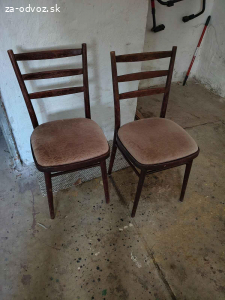 Darujem staršie stoličky