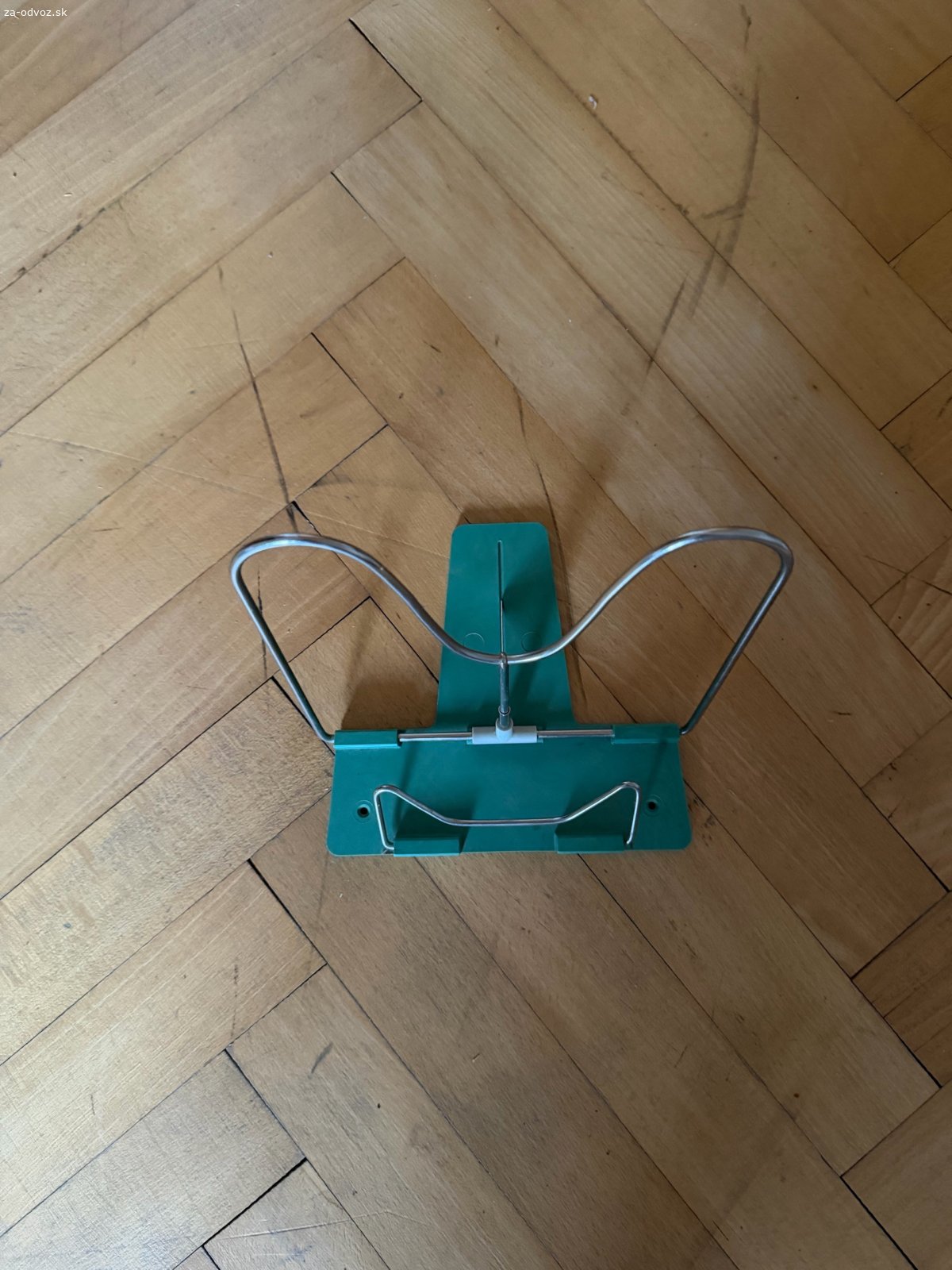 stojan na knihu, na noty. skladaci stojan na knihu, na noty
