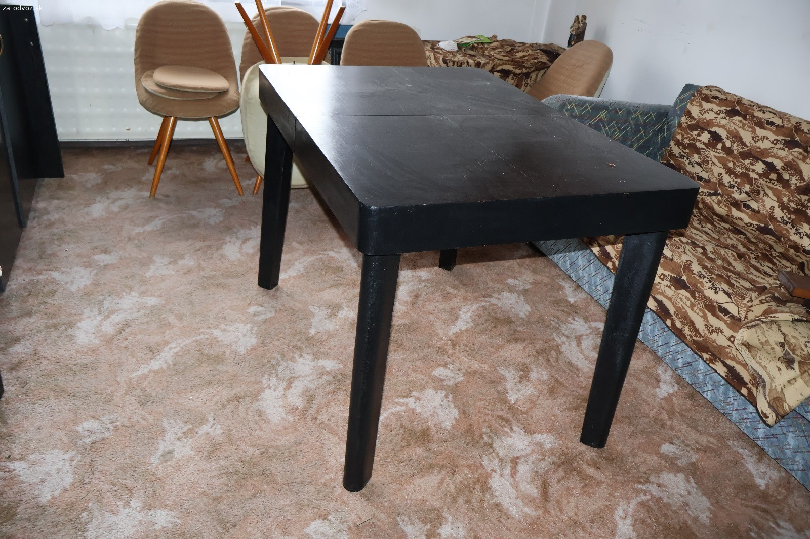 stoliky podla fotiek