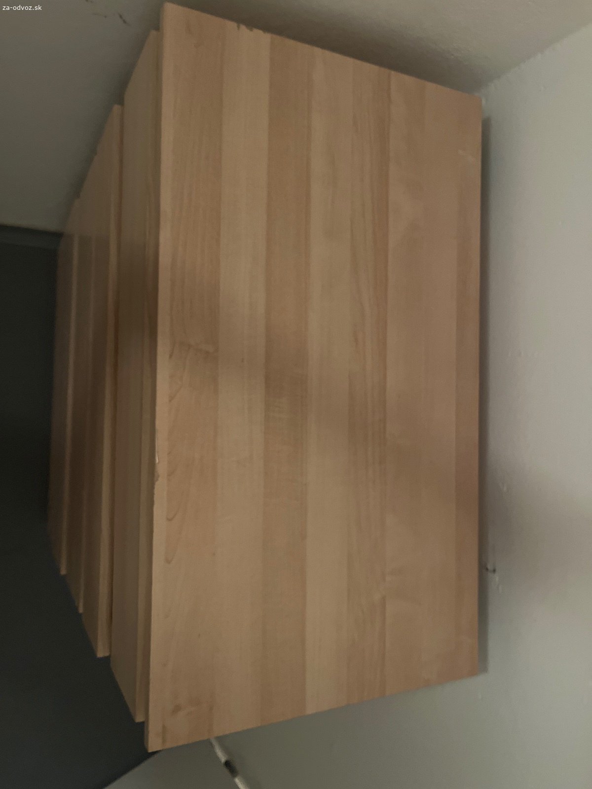 Šuplíková skrinka. Jednoduchá skrinka, 40x70x112, poskodenie je odfotené