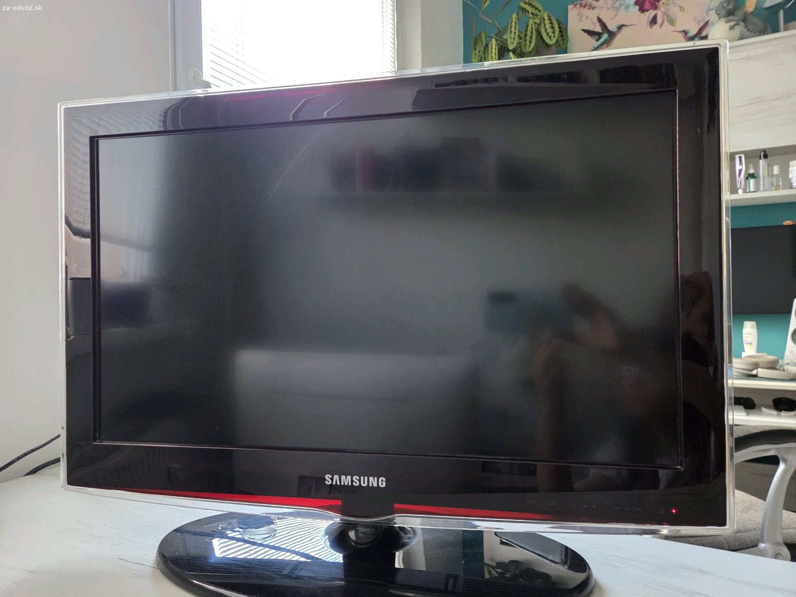 Televízor. Darujem televízor Samsung. Nemá smart funkcie, ale je plne funkčný. Model LE26D450