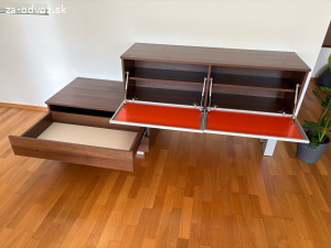 TV stolík