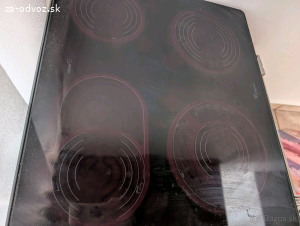 Vstavaná sklokeramicka doska a rúra