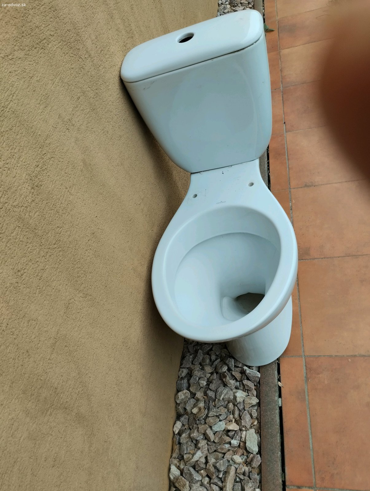 wc. darujem potrebné vyčistiť..( dôvod -rekonštrukcia wc )