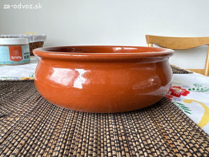 Zapekacia miska z hliny